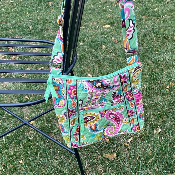 Vera Bradley TuttiFrutti Paisley Hipster Crossbody - Picture 2 of 13